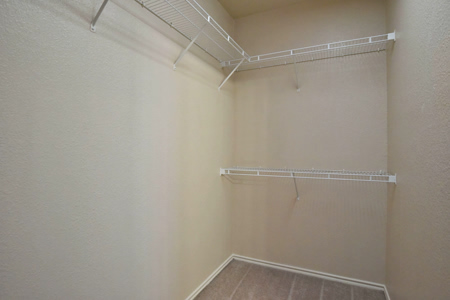 Churchill-Commerce 30